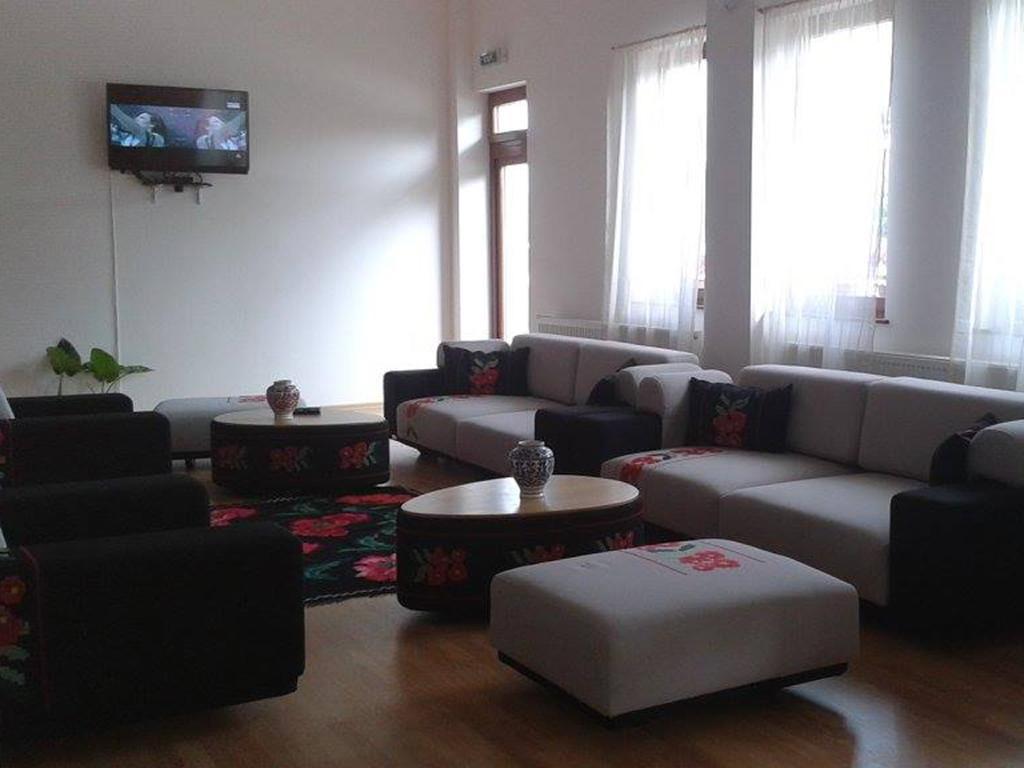 Pensiunea Casa Bunicului Mociu エクステリア 写真